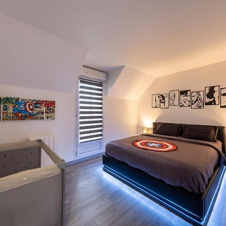 Disney Avengers Home มานี-เลอ-องเกรอ ภายนอก รูปภาพ